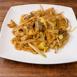 F2. Drunken Noodle